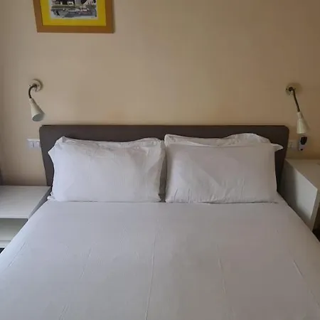 Riari Garden B&B 5*
