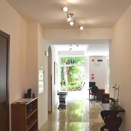 B&B Riari Garden 로마