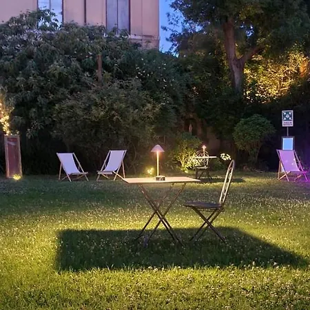 Oda ve Kahvaltı Riari Garden